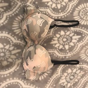 PINK vs wear everywhere bra size 32B